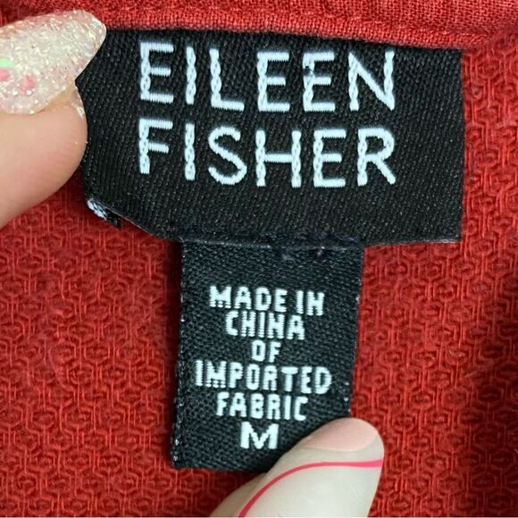 Eileen Fisher | Red Cotton Button Front Notch Collar Waffle Textured Blazer - Picture 9 of 10